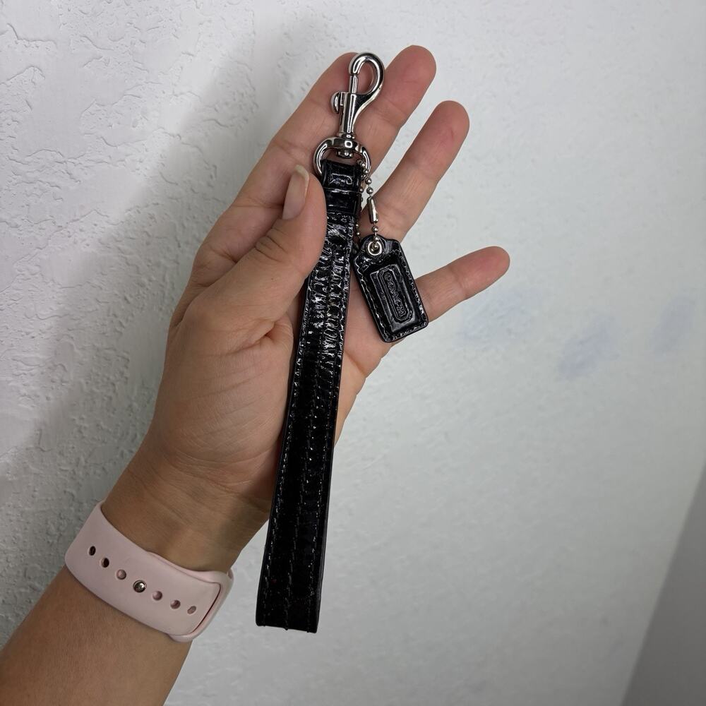 Coach Black Patent Leather Wristlet Strap Replacement And Bag Charm Original